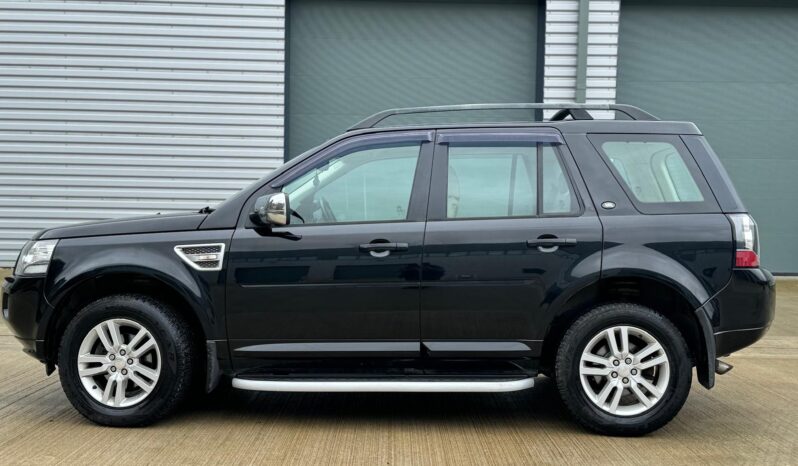 
								Land Rover Freelander 2 XS (2014)2.2 SD4 XS SUV 5dr Diesel CommandShift 4WD Euro 5 (190 ps full									