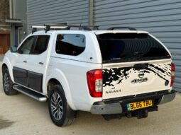 
										NISSAN NAVARA Double Cab Pick Up N-Connecta 2.3dCi 190 4WD full									