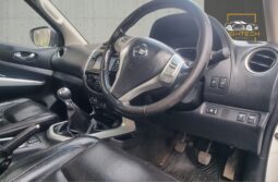 
										Nissan Navara 2.3 dCi Tekna 4WD Euro 5 4dr full									