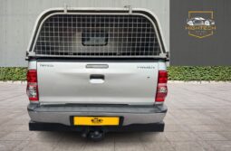 
										Toyota Hilux 2.5 D-4D Active 4WD Euro 5 4dr full									