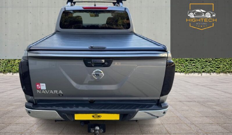 
								Nissan Navara 2.3 dCi Tekna Auto 4WD Euro 6 4dr full									