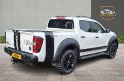 
										Nissan Navara 2.3 dCi Tekna 4WD Euro 5 4dr full									