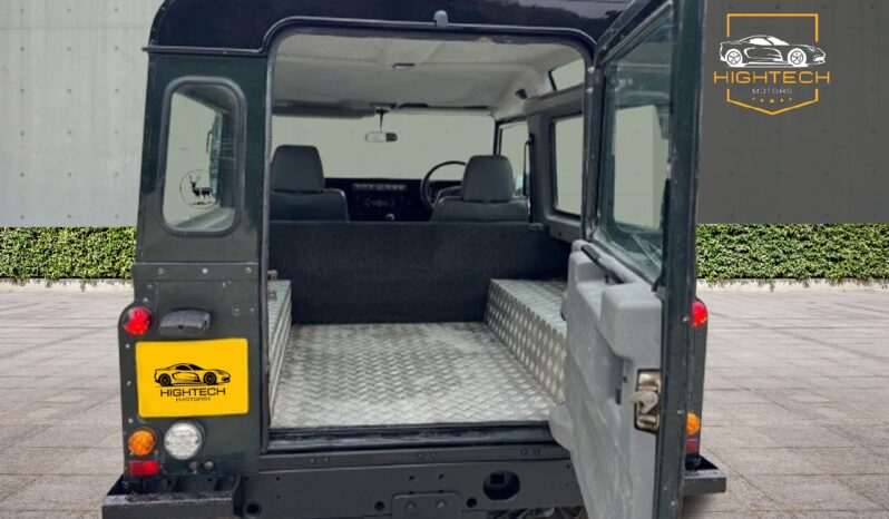 
								LAND ROVER DEFENDER County Hard Top Td5 full									