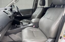 
										Toyota Hilux 3.0 D-4D Invincible Auto 4WD 4dr full									