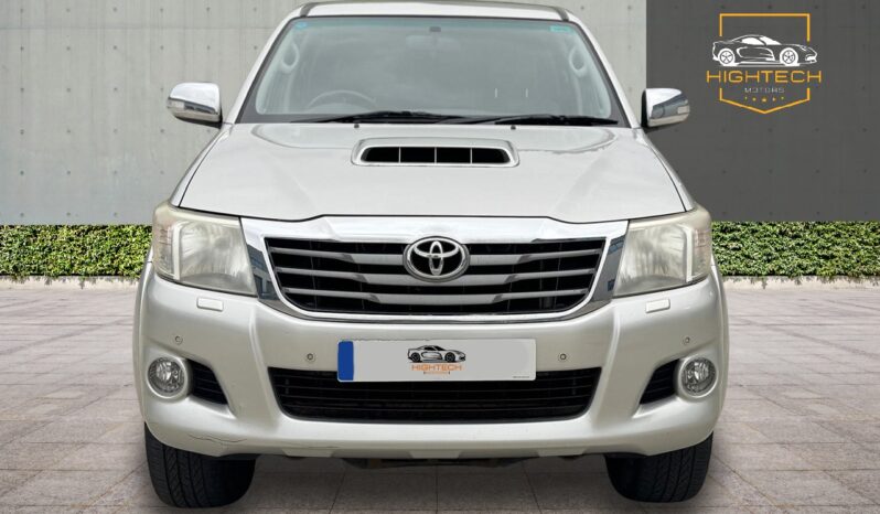 
								Toyota Hilux 3.0 D-4D Invincible Auto 4WD 4dr full									