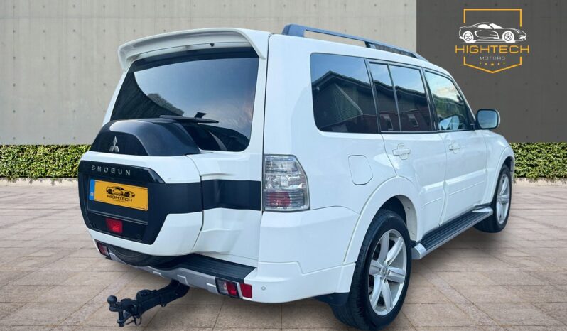 
								Mitsubishi Shogun 3.2 DI-DC SG4 Auto 4WD Euro 5 5dr LWB full									