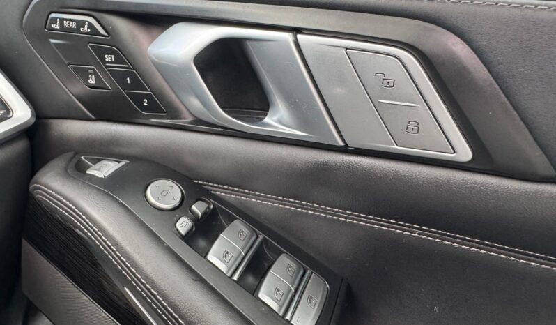 
								BMW X7 3.0 M50d Auto xDrive Euro 6 (s/s) 5dr full									