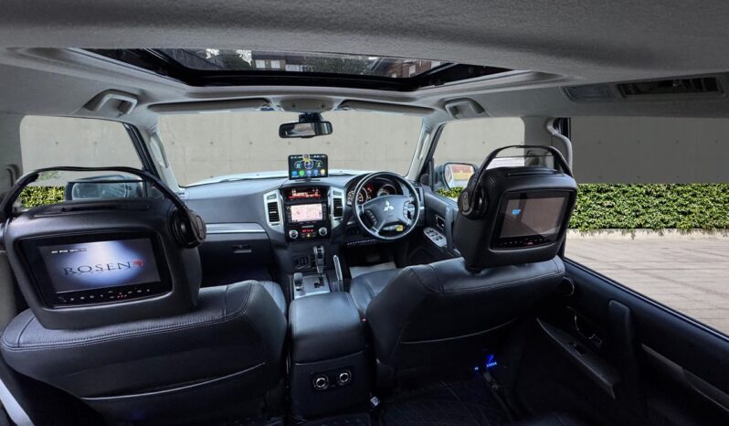 
								Mitsubishi Shogun 3.2 DI-DC SG4 Auto 4WD Euro 5 5dr LWB full									