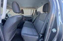 
										Toyota Hilux 2.4 D-4D Active 4WD Euro 6 4dr full									