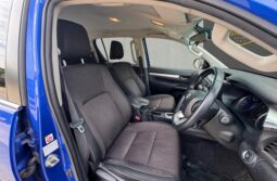 
										Toyota Hilux 2.4 D-4D Invincible Auto 4WD Euro 6 (s/s) 4dr (TSS, 3.5t) full									