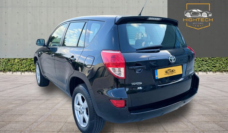 
								Toyota RAV4 2.0 XT5 4WD 5dr full									