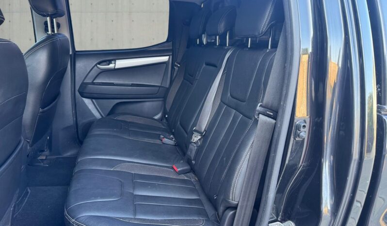
								Isuzu D-Max 2.5 TD Blade 4×4 4dr full									