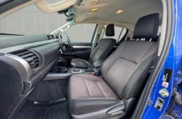 
										Toyota Hilux 2.4 D-4D Invincible Auto 4WD Euro 6 (s/s) 4dr (TSS, 3.5t) full									