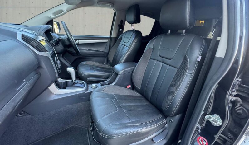 
								Isuzu D-Max 2.5 TD Blade 4×4 4dr full									