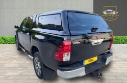 
										Toyota Hilux 2.4 D-4D Invincible Auto 4WD Euro 6 4dr full									
