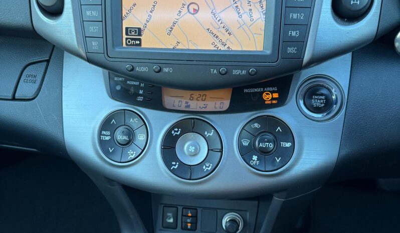 
								Toyota RAV4 2.0 XT5 4WD 5dr full									