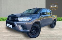 
										Toyota Hilux 2.4 D-4D Active 4WD Euro 6 4dr full									