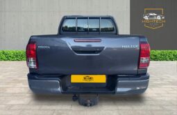 
										Toyota Hilux 2.4 D-4D Active 4WD Euro 6 4dr full									