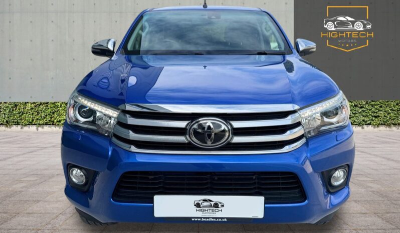 
								Toyota Hilux 2.4 D-4D Invincible Auto 4WD Euro 6 (s/s) 4dr (TSS, 3.5t) full									