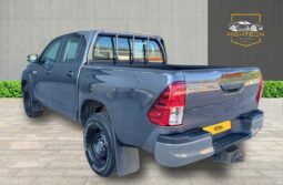 
										Toyota Hilux 2.4 D-4D Active 4WD Euro 6 4dr full									