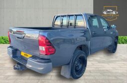 
										Toyota Hilux 2.4 D-4D Active 4WD Euro 6 4dr full									