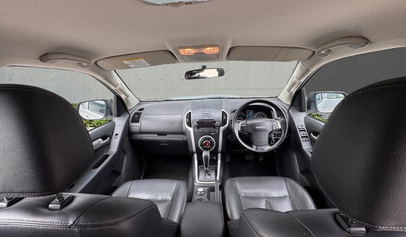 
								Isuzu D-Max 2.5 TD Utah Huntsman 4×4 4dr full									