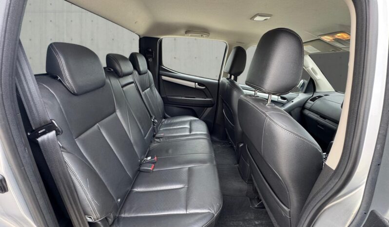 
								Isuzu D-Max 2.5 TD Utah Huntsman 4×4 4dr full									