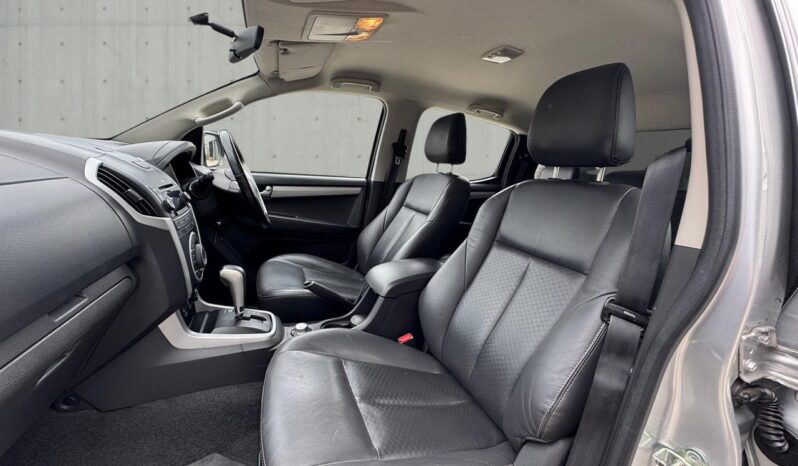 
								Isuzu D-Max 2.5 TD Utah Huntsman 4×4 4dr full									