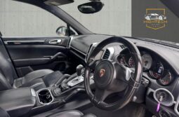 
										Porsche Cayenne 3.0h V6 S TiptronicS 4WD Euro 5 (s/s) 5dr full									