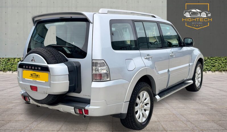 
								MITSUBISHI SHOGUN 3.2 DI-DC [197] Elegance 5dr Auto full									