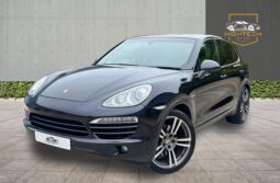 
										Porsche Cayenne 3.0h V6 S TiptronicS 4WD Euro 5 (s/s) 5dr full									