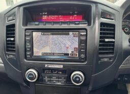 
										MITSUBISHI SHOGUN 3.2 DI-DC [197] Elegance 5dr Auto full									