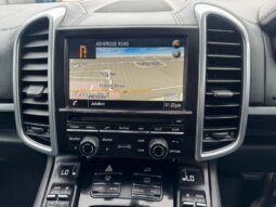 
										Porsche Cayenne 3.0h V6 S TiptronicS 4WD Euro 5 (s/s) 5dr full									