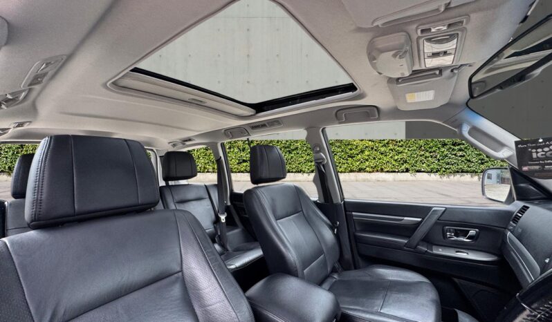 
								MITSUBISHI SHOGUN 3.2 DI-DC [197] Elegance 5dr Auto full									