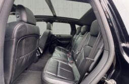 
										Porsche Cayenne 3.0h V6 S TiptronicS 4WD Euro 5 (s/s) 5dr full									