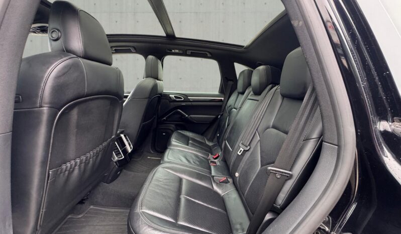 
								Porsche Cayenne 3.0h V6 S TiptronicS 4WD Euro 5 (s/s) 5dr full									