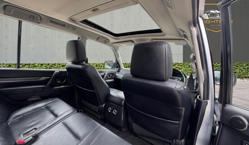 
								MITSUBISHI SHOGUN 3.2 DI-DC [197] Elegance 5dr Auto full									