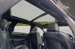 
										Porsche Cayenne 3.0h V6 S TiptronicS 4WD Euro 5 (s/s) 5dr full									