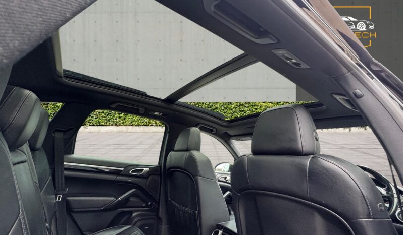 
								Porsche Cayenne 3.0h V6 S TiptronicS 4WD Euro 5 (s/s) 5dr full									