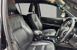 
										Toyota Hilux 2.4 D-4D Invincible X Auto 4WD Euro 6 (s/s) 4dr (TSS) full									