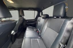 
										Toyota Hilux 2.4 D-4D Invincible X Auto 4WD Euro 6 (s/s) 4dr (TSS) full									