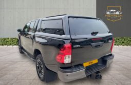
										Toyota Hilux 2.4 D-4D Invincible X Auto 4WD Euro 6 (s/s) 4dr (TSS) full									