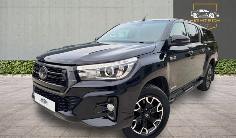 
								Toyota Hilux 2.4 D-4D Invincible X Auto 4WD Euro 6 (s/s) 4dr (TSS) full									