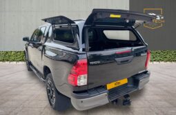 
										Toyota Hilux 2.4 D-4D Invincible X Auto 4WD Euro 6 (s/s) 4dr (TSS) full									