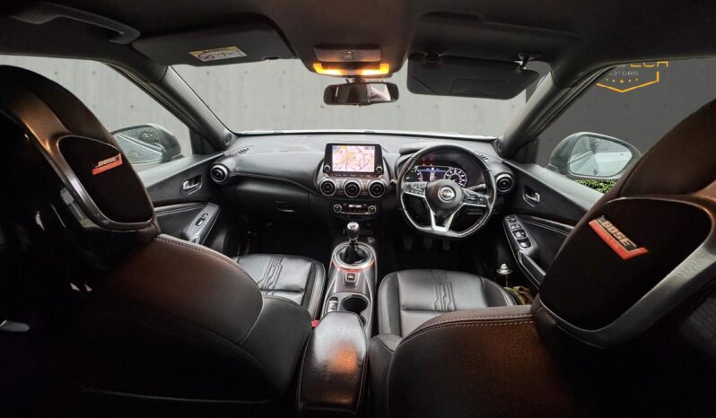 
								Nissan Juke 1.0 DIG-T Tekna Euro 6 (s/s) 5dr full									