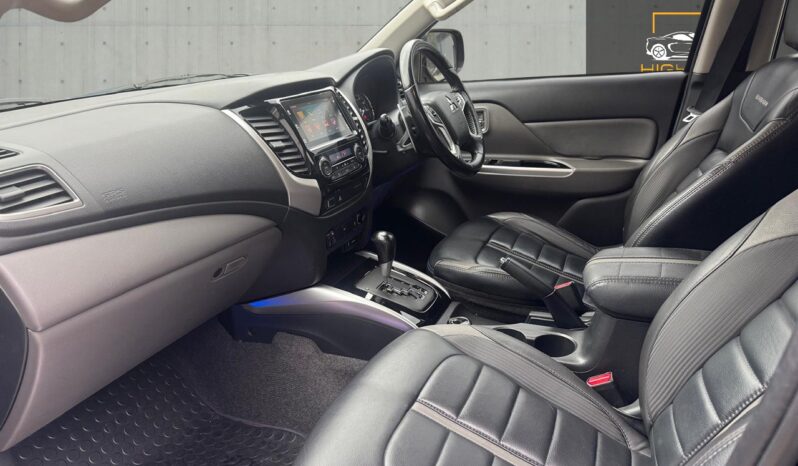 
								Mitsubishi L200 2.4 DI-D DC Barbarian Auto 4WD Euro 6 4dr full									