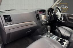 
										MITSUBISHI SHOGUN 3.2 DI-DC [197] Elegance 5dr Auto full									