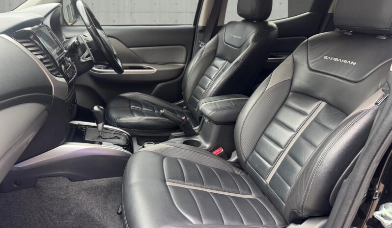 
								Mitsubishi L200 2.4 DI-D DC Barbarian Auto 4WD Euro 6 4dr full									