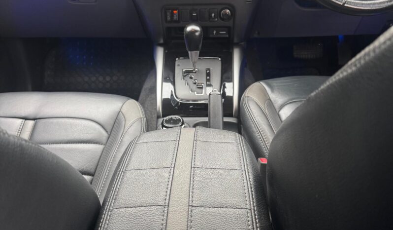 
								Mitsubishi L200 2.4 DI-D DC Barbarian Auto 4WD Euro 6 4dr full									