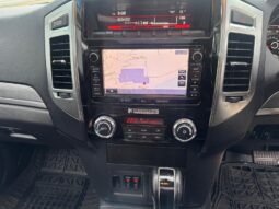 
										Mitsubishi Shogun 3.2 DI-DC SG3 Auto 4WD Euro 5 5dr LWB full									